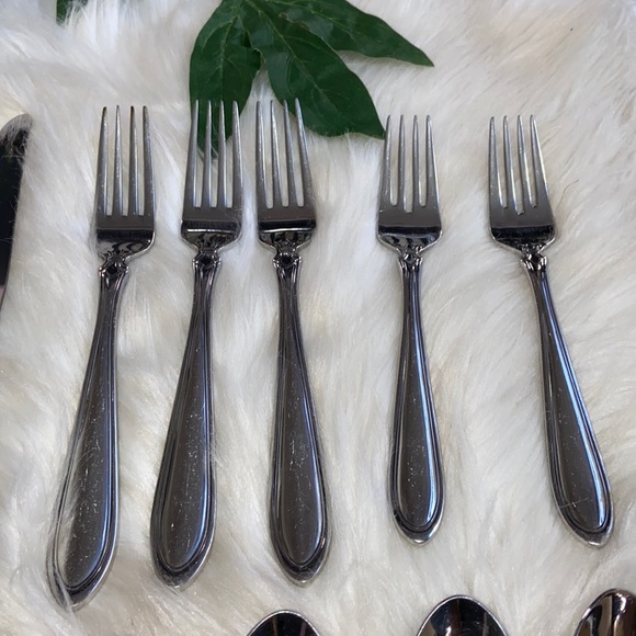 Oneida Stainless Flatware Mix Bundle - Picture 4 of 17